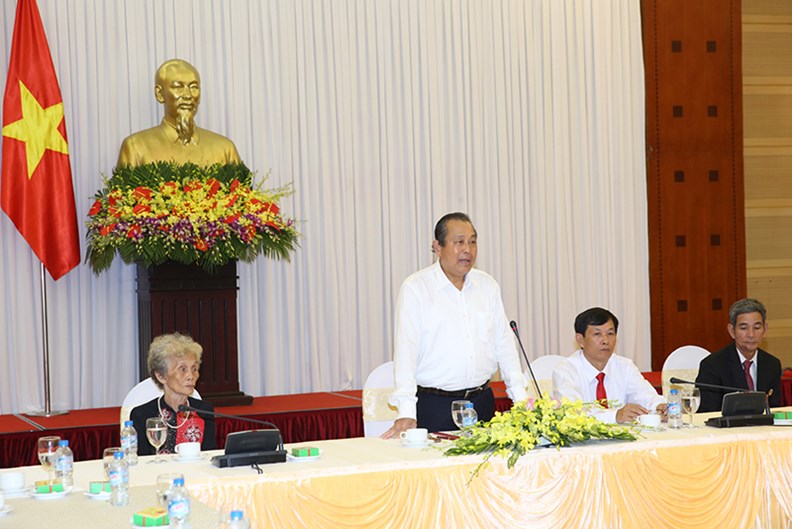 Phó Thủ tướng Trương Hòa Bình tiếp đoàn đại biểu người có công tỉnh Đồng Tháp - ảnh 1